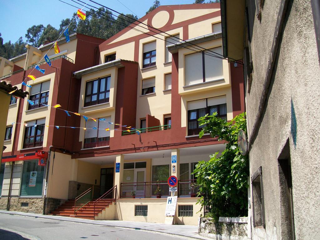 Hotel Sol De La Blanca Cudillero Exteriör bild